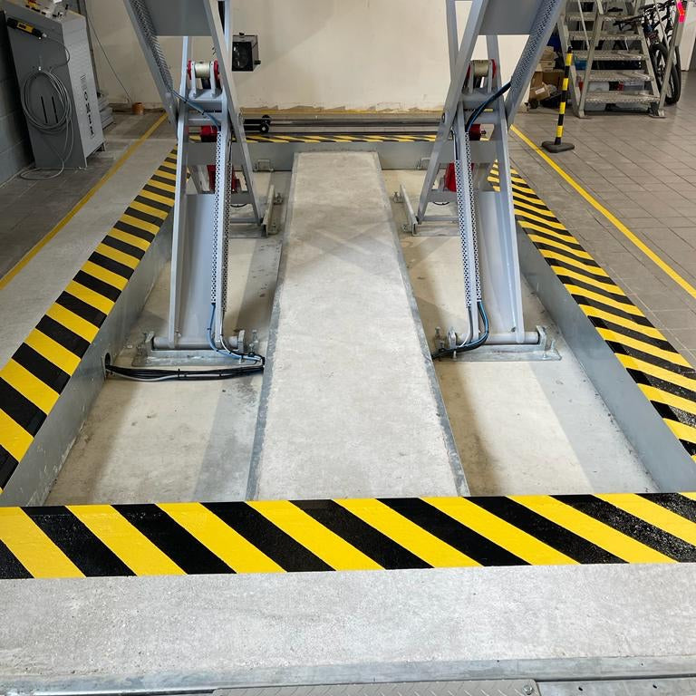 Epoxy Line Paint